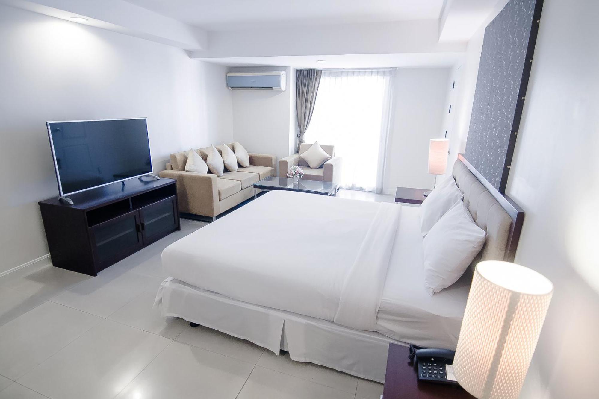 Romance Hotel Bangna Bangkok Eksteriør bilde