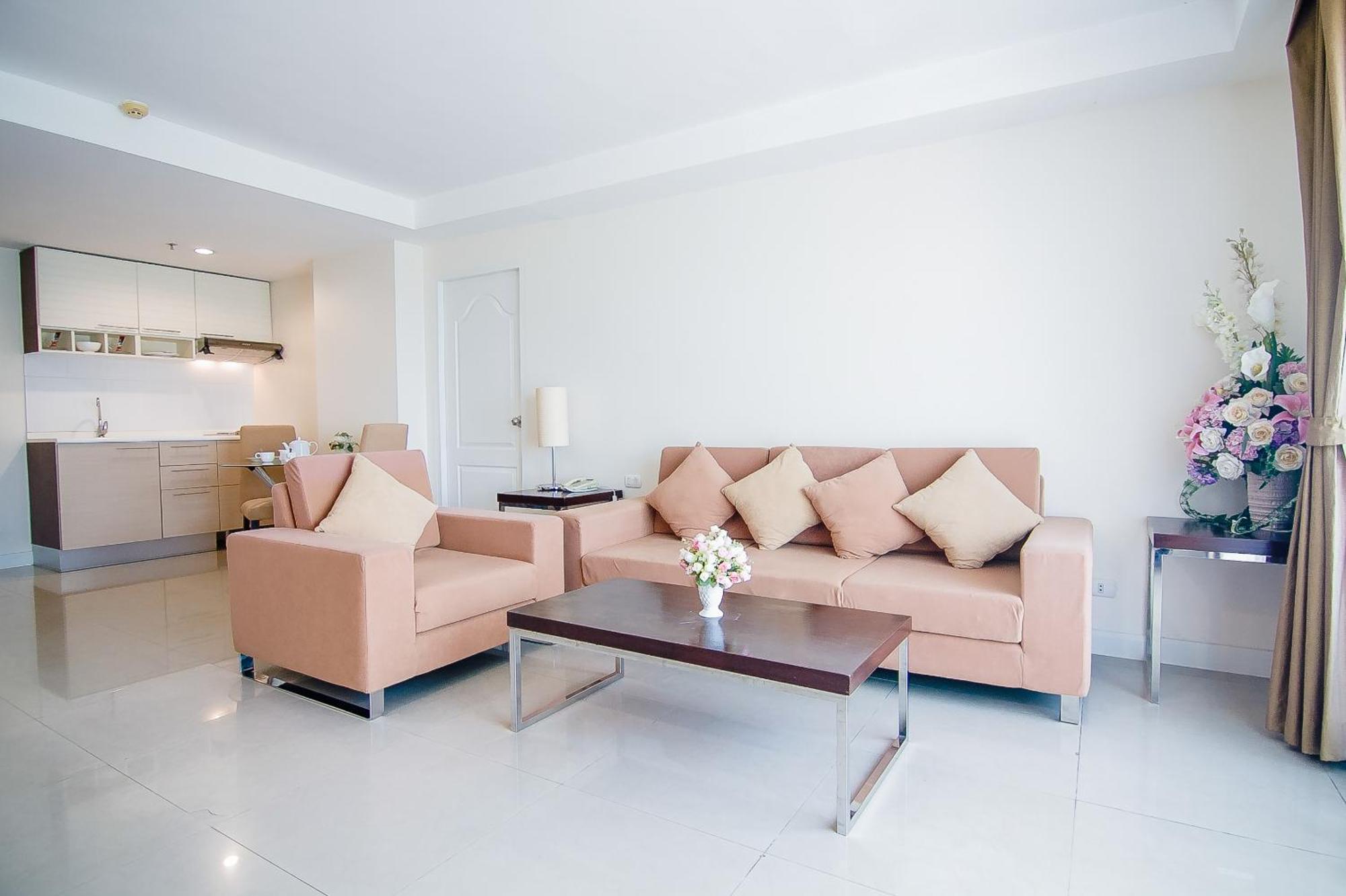 Romance Hotel Bangna Bangkok Eksteriør bilde